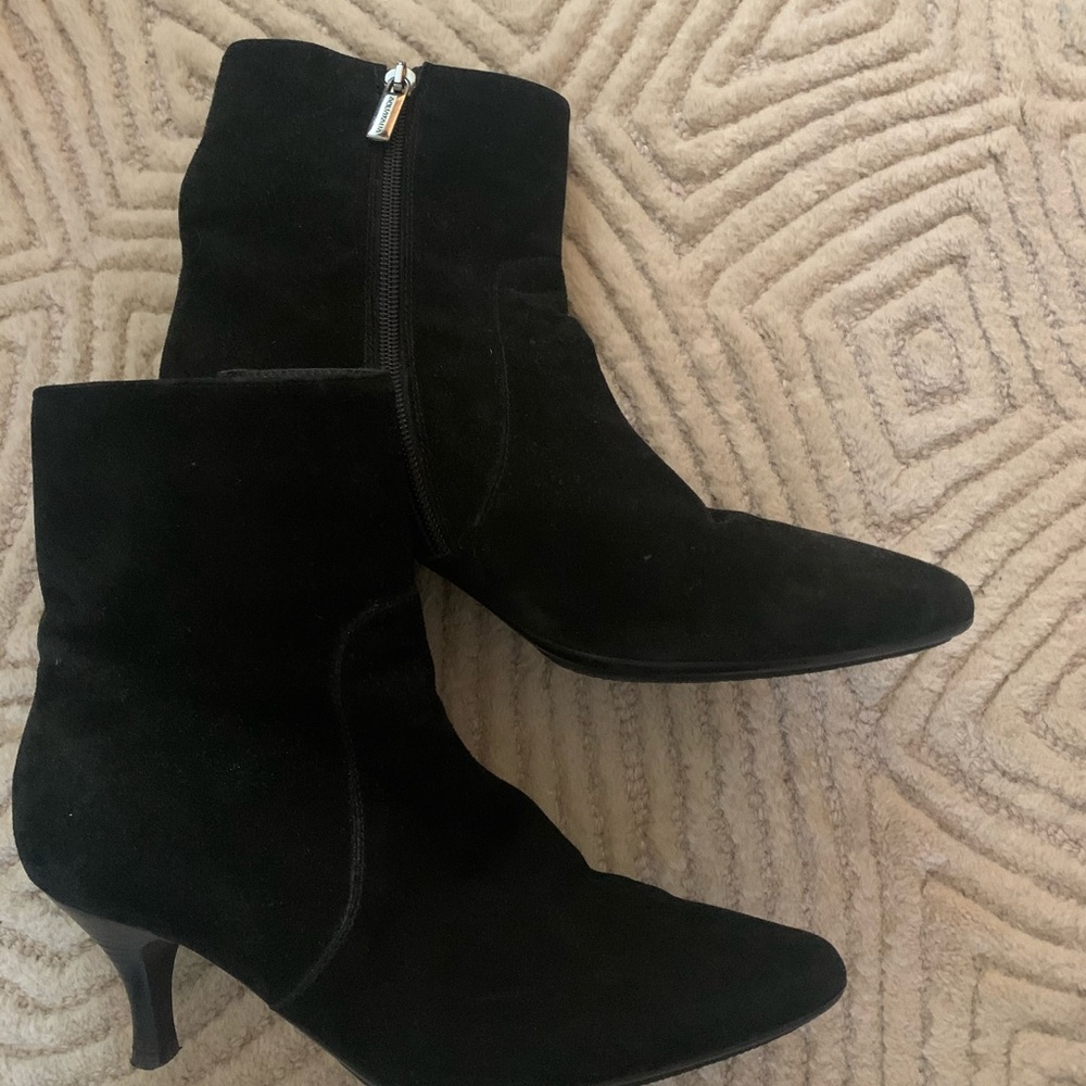 Aquatalia black suede booties